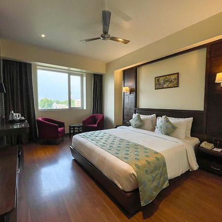 Comfort Hotel Vista Lucknow Exterior photo